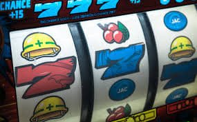 Clear comparison of useful and misleading winning tip habits on cv6666